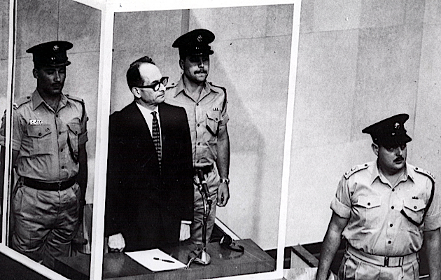 برای دیدن سایز بزرگ روی عکس کلیک کنید

نام: story3-eichmann-042711.jpg
دیدن: 183
حجم: 315.6 کیلو بایت