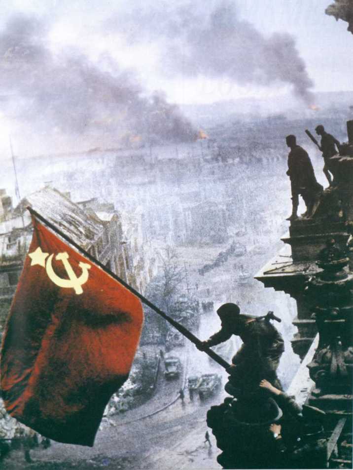 برای دیدن سایز بزرگ روی عکس کلیک کنید

نام: 028 - russians_raising_flag_in_berlin.jpg
دیدن: 640
حجم: 54.6 کیلو بایت