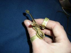 برای دیدن سایز بزرگ روی عکس کلیک کنید

نام: Art_Metals_violin_ring_5_by_yarrbunny.jpg
دیدن: 91
حجم: 36.6 کیلو بایت