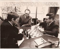 برای دیدن سایز بزرگ روی عکس کلیک کنید

نام: FischerTaimanovMatch1971prelim.jpg
دیدن: 109
حجم: 423.8 کیلو بایت