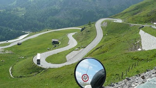 نام: High+Mountain+Road+training+at+the+Grossglockner+Hochalpenstrasse.jpg نمایش: 122 اندازه: 23.1 کیلو بایت