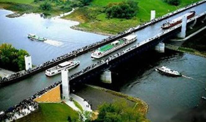 نام: magdeburgbridge.jpg نمایش: 212 اندازه: 39.7 کیلو بایت