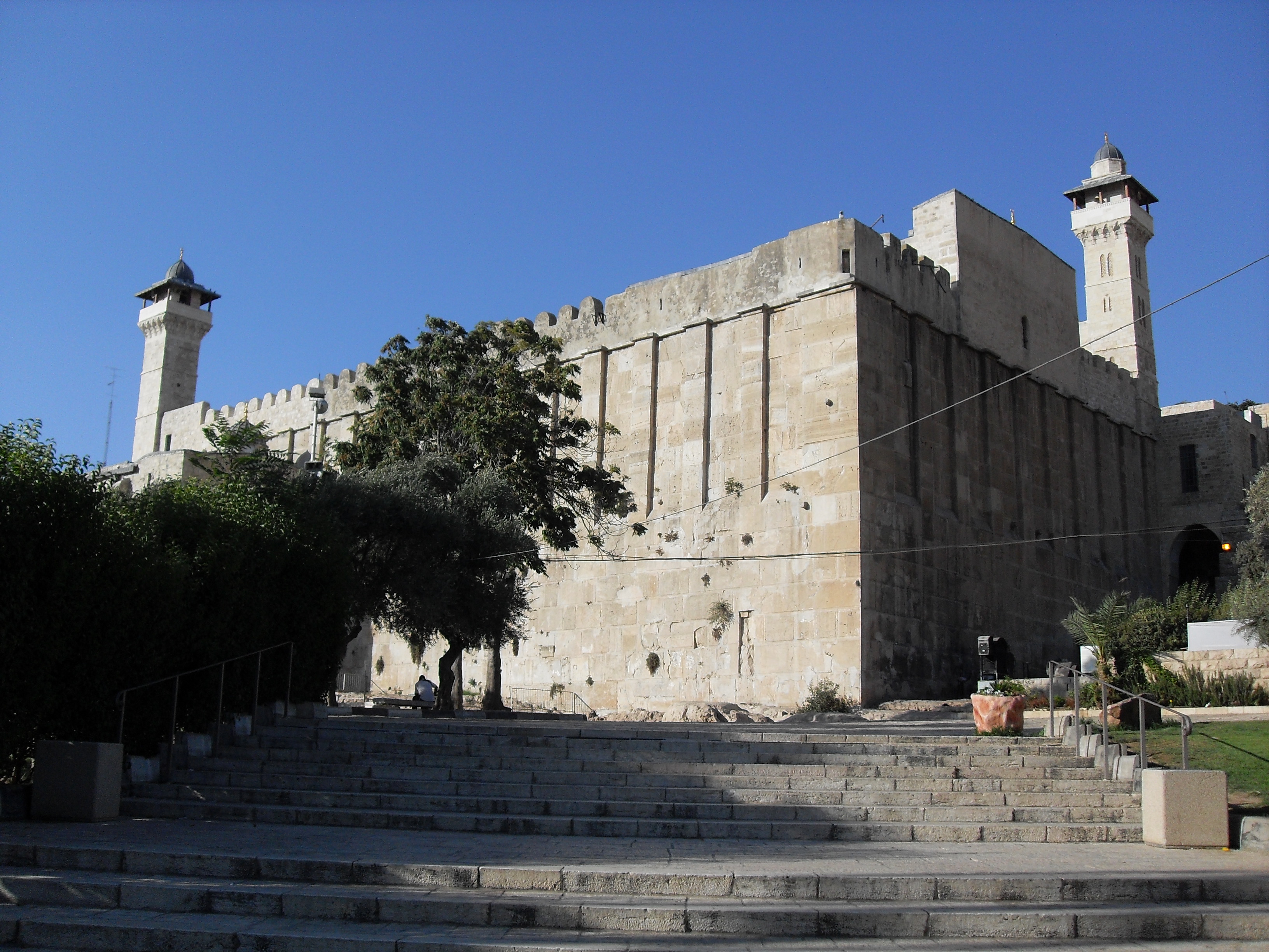 نام: Israel_Hebron_Cave_of_the_Patriarchs.jpg نمایش: 90 اندازه: 1.96 مگابایت