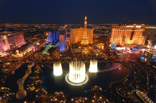 نام: Las-Vegas-Casino-Sued-by-Gambler-650x431.jpg نمایش: 58 اندازه: 97.4 کیلو بایت
