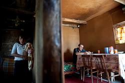 برای دیدن سایز بزرگ روی عکس کلیک کنید

نام: poverty-2.jpg
دیدن: 129
حجم: 86.7 کیلو بایت